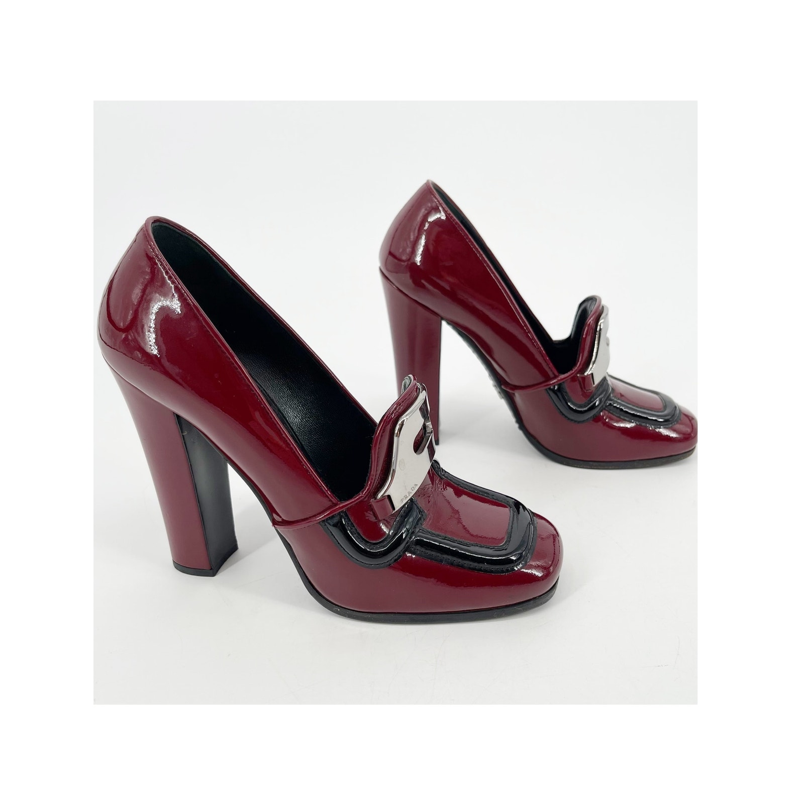Prada Fall 2010 Runway Burgundy Patent Leather Square Toe Loafer Heels It 36